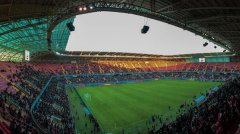 欧洲冠军联赛淘汰赛阶段开启,多场强强对话上演